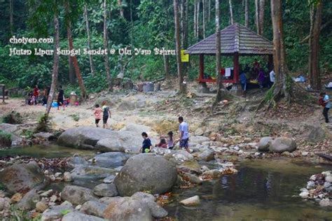 Sekarang pun, sudah ramai pengunjung yang datang ke sungai sendat. Hutan Lipur Sungai Sendat @ Ulu Yam Bahru - Mimi's Dining Room