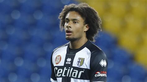 Profile page for parma player joshua zirkzee. Nach Parma-Abstieg: Joshua Zirkzee vor Rückkehr zum FC ...