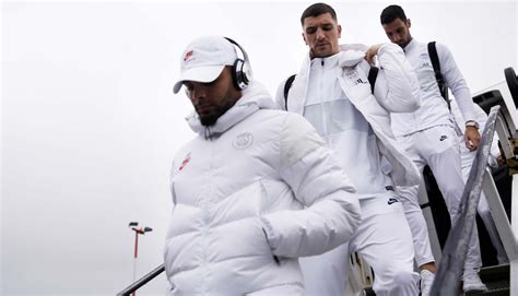 Leider gibt es das teil nicht mehr im offiziellen nike store, vor allem ist das hier ja sowieso das ältere modell aus dem jahre 2018. أعجوبة حقيبة سفر صوتي nike psg anzug - psidiagnosticins.com