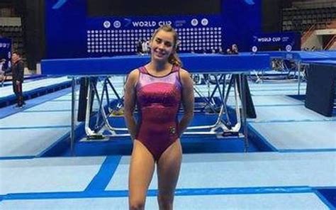 Aunque no subió al podio, la gimnasta tapatía quedará en la memoria como la primera mexicana en . La gimnasta Dafne Navarro va por un gran 2020 - El ...