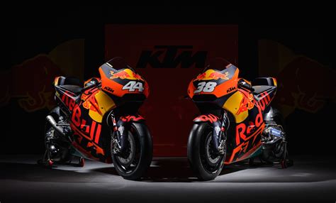 Red bull racing runs a series of factory tour open day dates throughout the year. MotoGP Red Bull KTM Factory Racing introductie | Bikerbook
