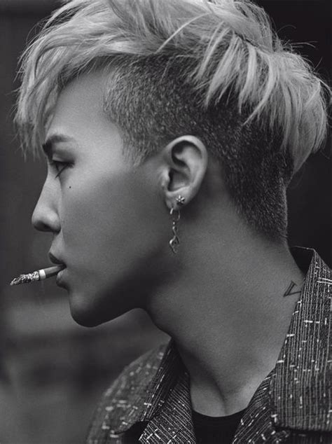 G dragon es el único artista de origen coreano en aparecer en 3 portadas de 1 edición para la revista de vogue korea. Fans worried about G-Dragon's smoking habit - Koreaboo