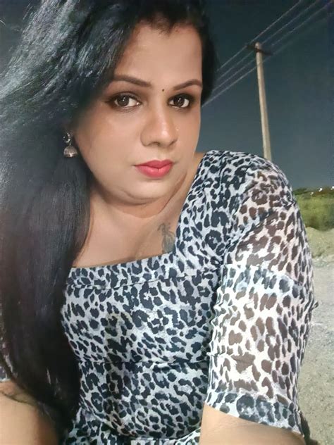 Tranny Chennai Vellachery, Indian Transsexual escort in Chennai