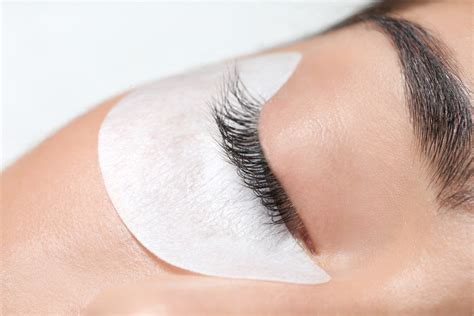 They come in many different sizes ranging from six millimeters to 18 millimeters. Lash Extensions: Procedure Advantages and Care | The Care ...