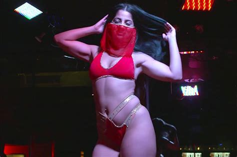 #fashion #nadia ali #pakistani fashion #contemporary fashion #pakistan. Meet muslim porn star @nadia_ali_xxx who makes sex videos ...