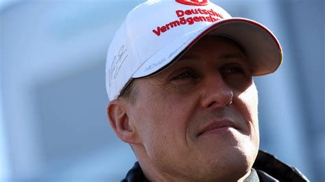 Latest updates on michael schumacher, info on schumacher's health condition, latest news on michael schumacher condition after the ski accident and coma. Michael Schumacher : Un accident après avoir aidé une enfant?