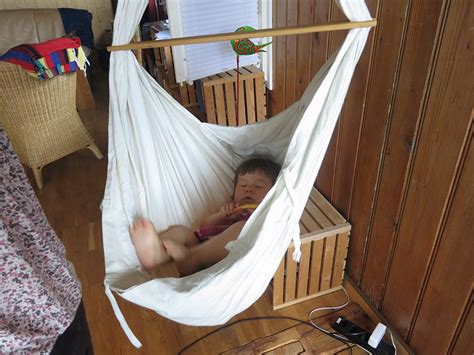 De praktische hangmat met spreidstok en de zeer comfortabele hangmat zonder spreidstok. Hangematten For Infants - Die 7 besten Baby-Hängematten | Wunschkind - Hoogste kwaliteit ...