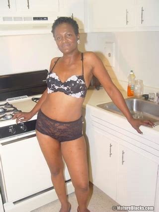 18 yr old need rough hard ramming at the party in hd. Black Granny Pictures - YOUX.XXX