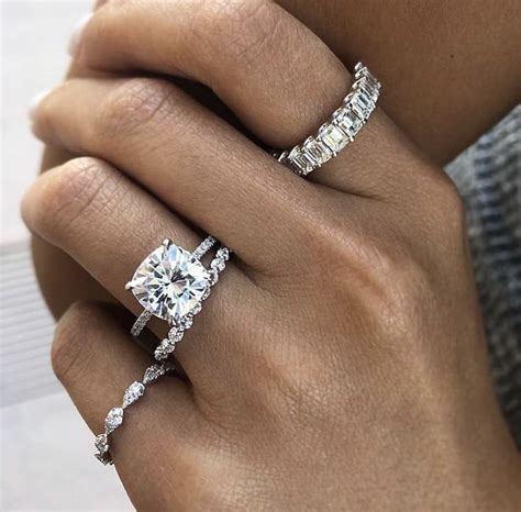 The now happily married woman, ariel wears a sterling silver and cubic zirconia ring set, pictured above, from pandora. Pin by Nikki on Engagement rings | Engagement ring wedding band, Pear wedding ring, Wedding ...