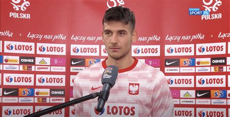 Met nieuws, foto's, carrière en statistieken. Jak długo Jakub Moder zostanie w Lechu? "Zachowanie ...