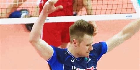 Ivan zaytsev nasce a spoleto il 2 ottobre 1988 é un pall. ivan zaytsev hot italian volleyball player