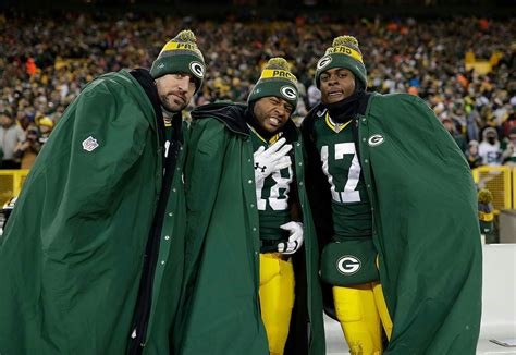 Jun 09, 2021 · green bay packers quarterback aaron rodgers (12) and wide receiver davante adams (17) celebrate adams' touchdown catch in the 1st quarter. Aaron Rodgers, Randall Cobb and Davante Adams | Green bay ...