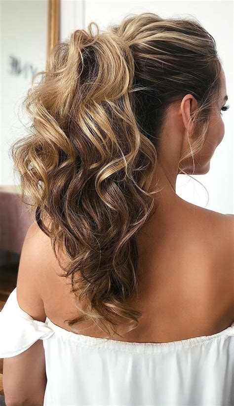 The loose large waves give it a casual, modern feel. 53 Best Ponytail Hairstyles { Low And High Ponytails } To ...