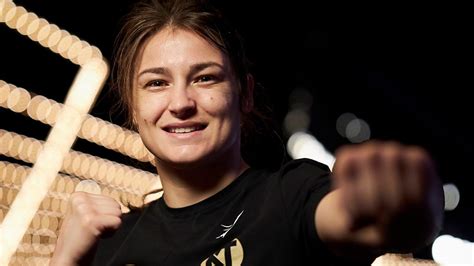 Height, age, weight, last fight and next fight. Irish boxer Katie Taylor 'will go down in history' - BBC News