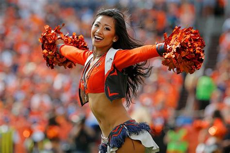 The free nfl picks listed on this page are selections that weren't strong enough to make the premium card. Pro Cheerleader Heaven: NFL Divisional Round Cheerleader ...