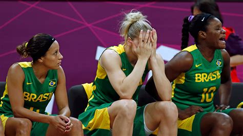 Veja o calendário e o histórico de jogos da seleção principal feminina de futebol. Seleção feminina de basquete sofre segunda derrota | VEJA