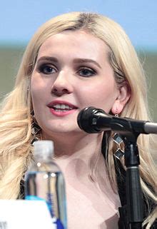 Abigail breslin and her father, michael, with nicole kidman in 2007. Abigail Breslin - Wikipedia