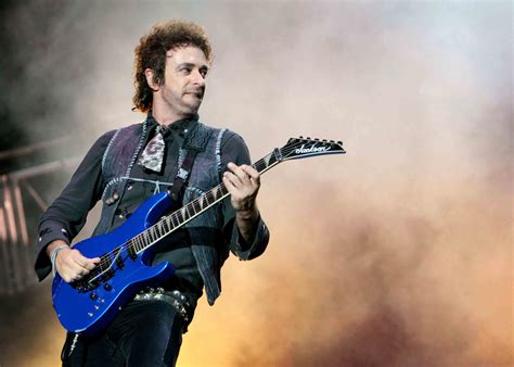 Estrenarán video inédito de gustavo cerati, ex soda stereo, del tema 'no te creo', que lanzó como solista en 2002. ¡Gracias totales Cerati! - Centro ADM