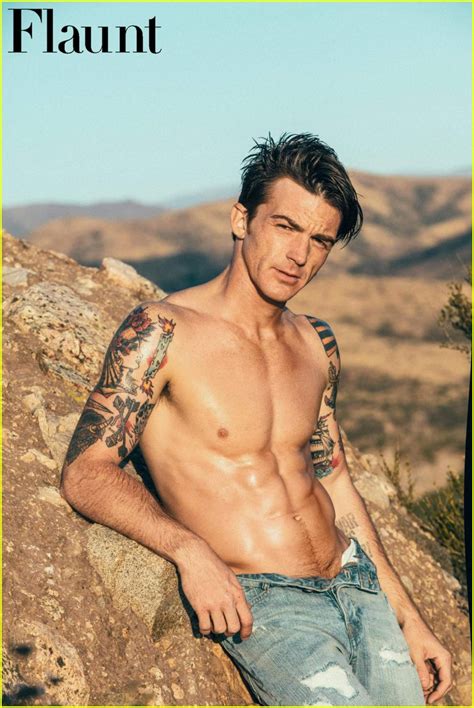 Born in newport beach, california, he began his career as an actor in the early 1990s at the age of five with his first televised appearance on home improvement. Así luce Drake Bell después de no ser invitado a la boda