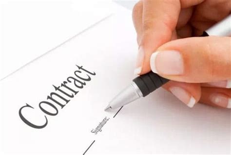 Kontrak berjangka adalah kontrak yang lazim diperdagangkan di bursa berjangka, untuk membeli call option adalah sebuah kontrak yang memberikan hak pada pemiliknya untuk membeli saham. Bagaimana Membuat Kontrak Kerja yang Sah dan Memenuhi Syarat?