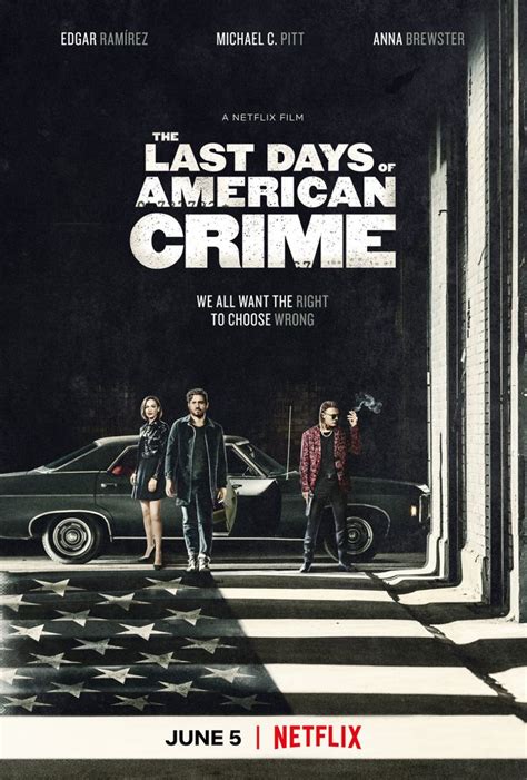 After a group of teens from a small midwestern town begin to mysteriously disappear, the locals believe it is the work of an urban legend known as the empty man. Latest Posters in 2020 | American crime, Crime movie ...