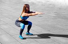 squat bodyweight fitness popsugar do exercises