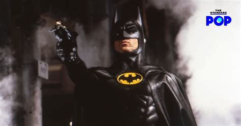 Batman returns in the upcoming flash solo movie, as director andy muschietti's latest photo from the film set has revealed a nostalgic. Michael Keaton อยู่ในขั้นตอนเจรจากลับมาแสดงเป็น Batman อีก ...