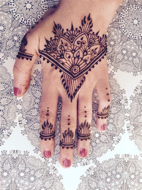 Check spelling or type a new query. Flower mandala growing on the inner hand :) | Mendhi ...