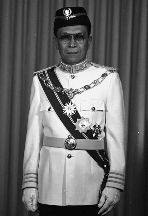 Seri maharaja mangku negara ). WARISAN RAJA & PERMAISURI MELAYU: Senarai Penerima Seri ...