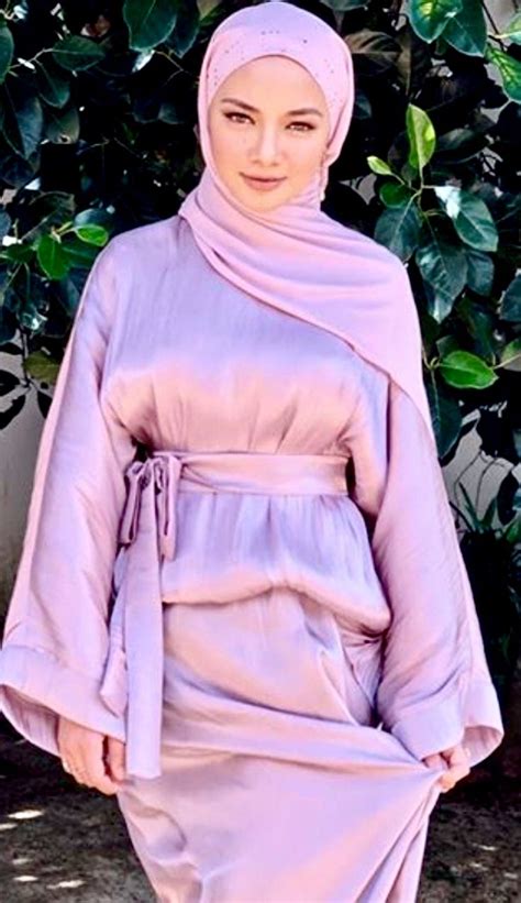 See more ideas about hijab fashion, fashion, muslimah fashion. Neelofa | Muslim fashion hijab, Muslim fashion, Fashion