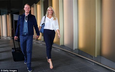 452,278 likes · 3,386 talking about this. A glamorous line-up of golfing WAGs join their men as they jet off to Minnesota | Daily Mail Online