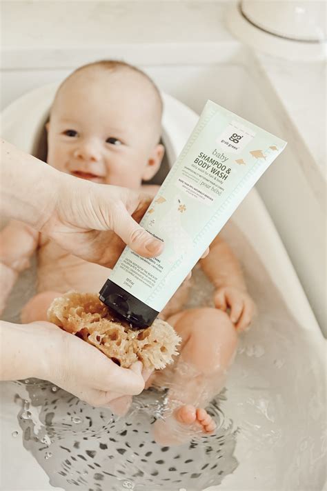 This baby bathtub is designed to keep little ones in an upright position during bath time so they're safe and secure. The Best Baby Bath Time Products & Freebies - Liz Marie Blog