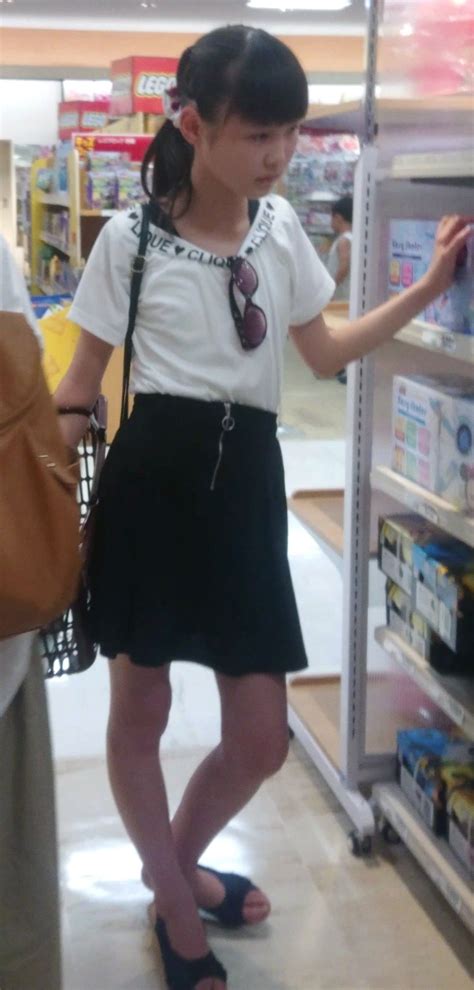 Jc中学生 jk女子高生 js小学生 ウォーｂ組 シミ爺 ロボ 処女 毛深男 複数乱交 資料 遊佐. 街撮りJS投稿画像561枚&街撮り熟女パンスト