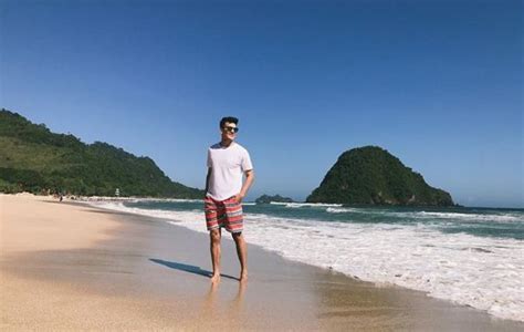Sang kelana 'oliq' 362 views5 months ago. Pantai-Pulau-Merah-Banyuwangi-Harga-Tiket-Masuk-e1564706412117 | Indonesian Hotel General ...