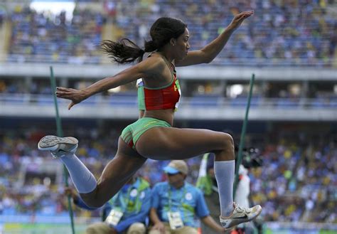 Esta é a terceira medalha de portugal nestes europeus de torun, depois dos 'ouros' de auriol dongmo no lançamento do peso. Patrícia Mamona e Susana Costa na final do triplo salto ...