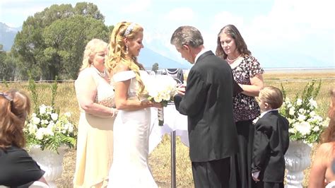 We wanted to meet our guests someplace special, someplace away from it all but with the comforts us new yorkers have become accustomed to. Wedding Highlight Video of Michael & Sylvia in Jackson, WY ...