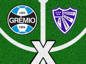 Além disso, os escudos dos uniformes já foram diferentes dos escudos oficiais. Mundo do Futebol: Hoje tem Cruzeiro/RS x Grêmio com jogo ...