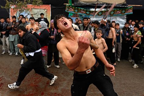 Ashura is a major holy day and occasion for pilg. Ashura 2014: Shi'ite Muslims Flagellate Themselves With ...