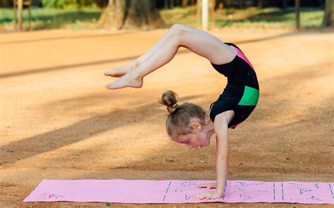 If you want to really rock that tank top at the gym or go sleeveless during summer, then doing the best arm exercises for women is a must. Desktop Wallpapers Little girls Workout Children 3840x2400