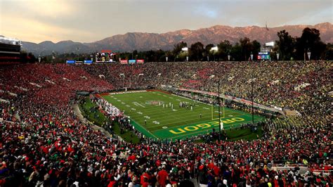 Bowl season and the college football playoff have come and gone. 2020-21 college football bowl schedule, games, dates ...