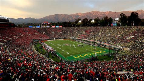 Bowl season and the college football playoff have come and gone. 2020-21 college football bowl schedule, games, dates ...