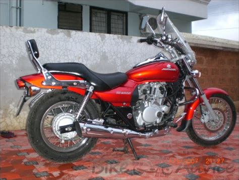 Colour options and price in india. Bajaj Avenger 200cc DTSi Review, Mileage & Price