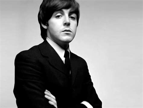 Paul mccartney shares stories from the early days, shedding new light on his relationships with john lennon and george harrison. La verdadera historia de Paul McCartney y el Hotel Montíboli