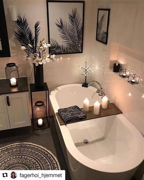 Add a modern touch to your bath with the ribbed ivory texture and contrasting dark interiors of these bath accessories. Plum Bathroom Accessories | Decorating Your Bathroom ...