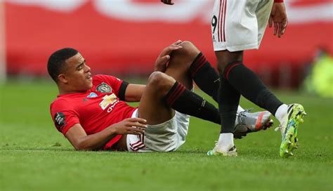 Überschattet wird der sieg leider jedoch durch die wohl schwere verletzung von luke shaw, der nach einem. Ole Gunnar Solskjaer bestätigt Umfang von Mason Greenwood ...