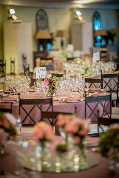 También hay banquetes que permiten la prueba de menú gratis a 6 personas o, si disponen de alojamiento, pueden regalar la noche de bodas. Finca La Tayada en Madrid. Foto de Photoframe. | Fincas ...