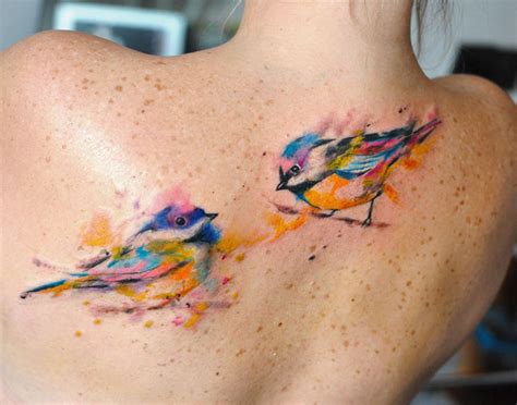 Umumnya yang membuat tulisan tato ini adalah wanita dan beberapa pria. 35 Tato Keren di Punggung - Tattoo Magz