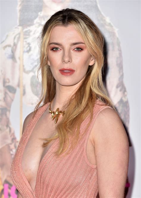 Collection by black ivory soul. Betty Gilpin At premiere of "Isn't It Romantic" in Los ...