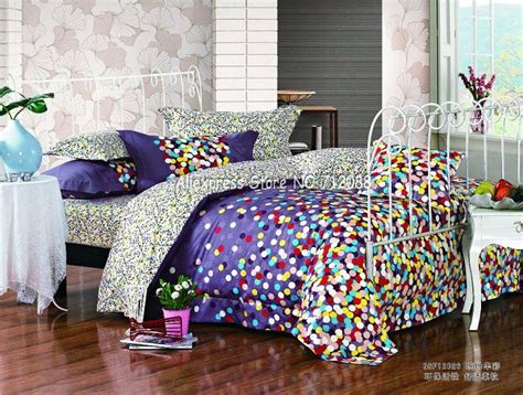 This black and white polka dot bedding set is available in sizes twin, full and queen. brand new colorful polka dots pattern purple background ...