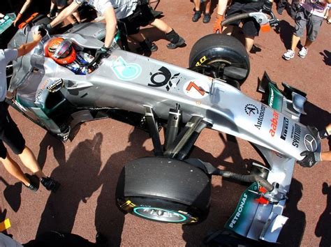 Read the example dialogue and complete the following conversations. Pérez schwer verunglückt - Vettel holt Pole - Sport Neckar ...